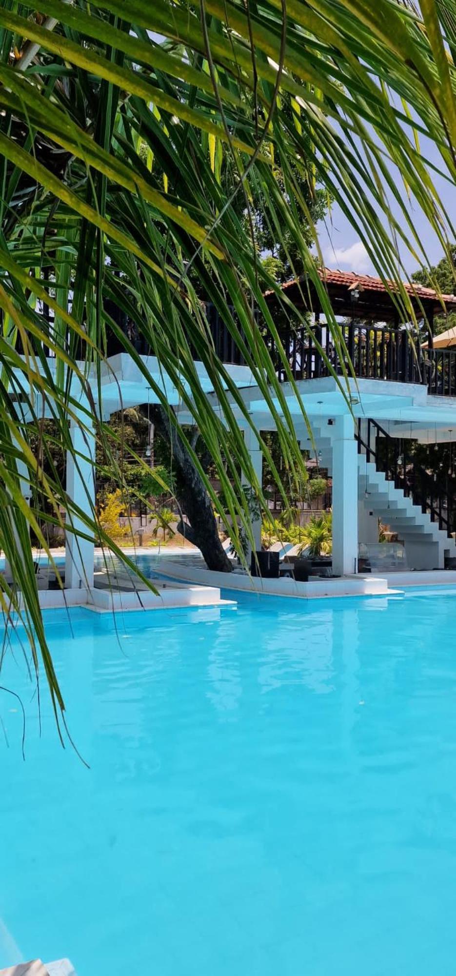 Lucky Beach Resort Trincomalee Exterior photo