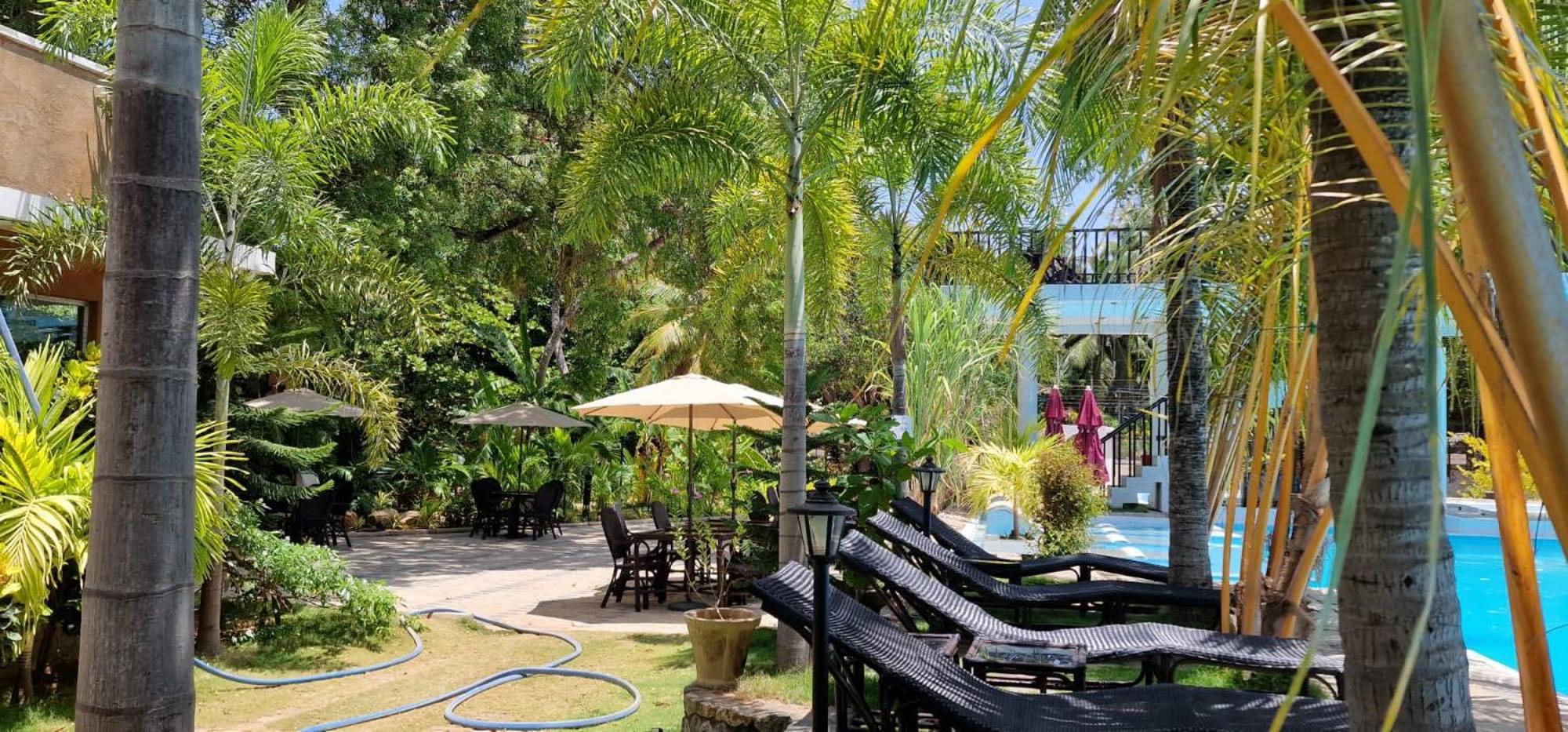 Lucky Beach Resort Trincomalee Exterior photo